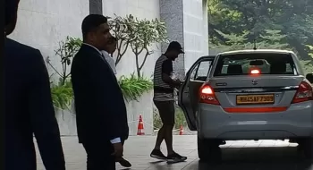 নিরাপত্তাকর্মীকে লিটনের প্রশ্ন, ‘মিডিয়া এখানে কেন?’