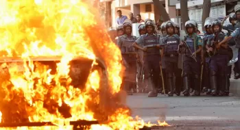 দুশ্চিন্তায় ৪ কোটি শিক্ষার্থী