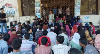 নোবিপ্রবির প্রশাসনিক ভবনে তালা