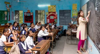 প্রাথমিক শিক্ষকদের ৩ দিনের কর্মবিরতি শুরু, বন্ধ পাঠদান